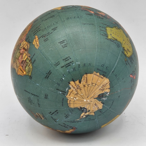 GLOBE 4inch diameter 163,000,000 : 1 scale copyright 2008 government of India - Picture 10 of 11